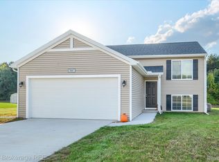 7897 Sierra Dr, Belding, MI