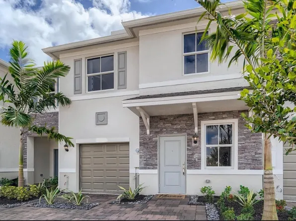 785 SE 18th St, Homestead, FL 33034