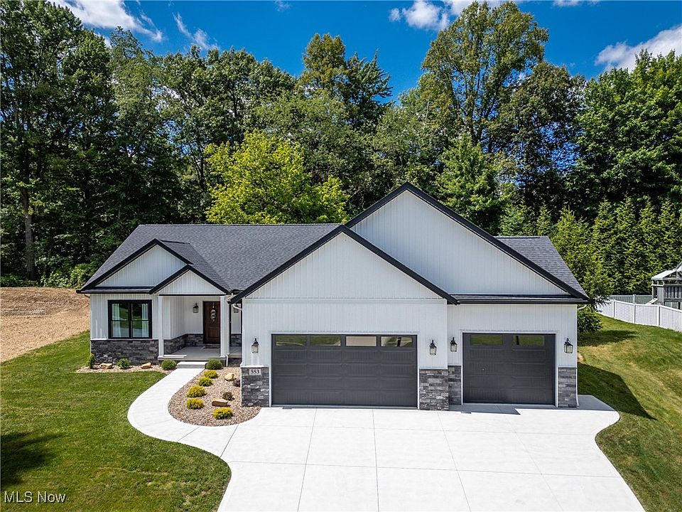 1st image of 553 Silver Creek Dr