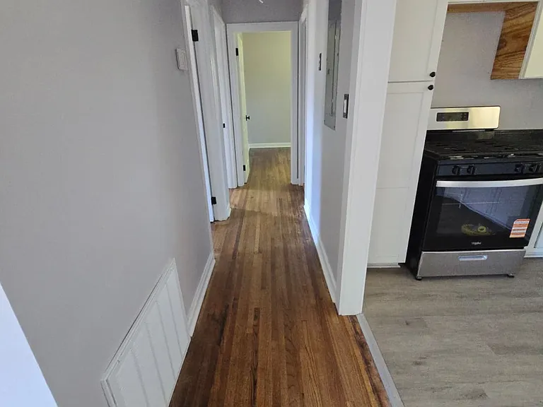 24 Cherokee St — Photo 5