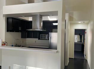 210 E Plymouth St, Inglewood, CA 90302