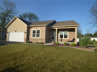 128 Rahway Rd, Rochester, NY 14606