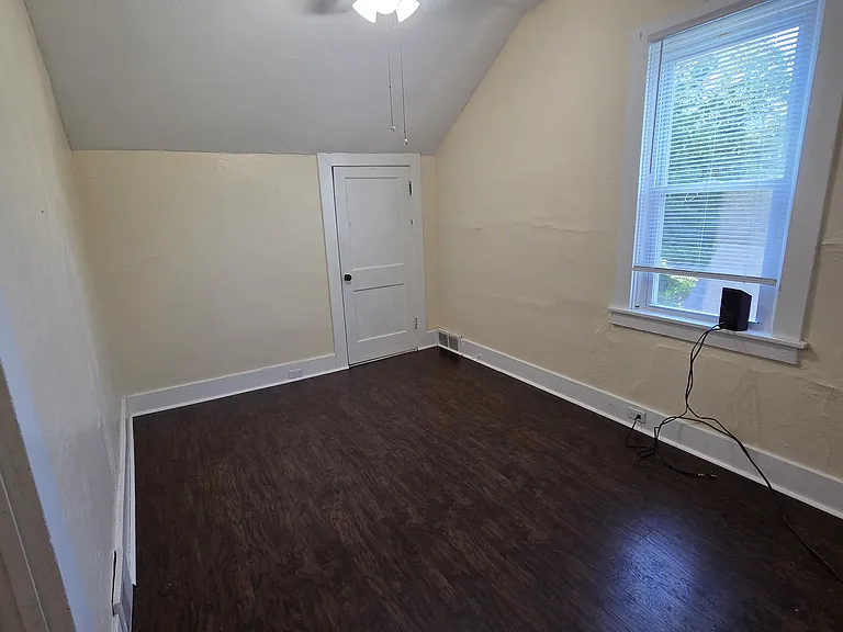 313 Rinne St — Photo 13
