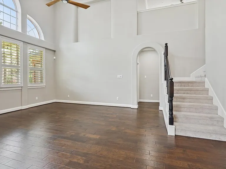 5819 Santa Fe Springs Dr — Photo 5