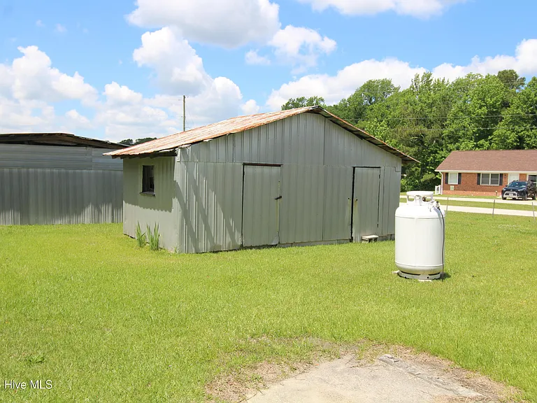 1515 Belgrade Swansboro Rd — Photo 12