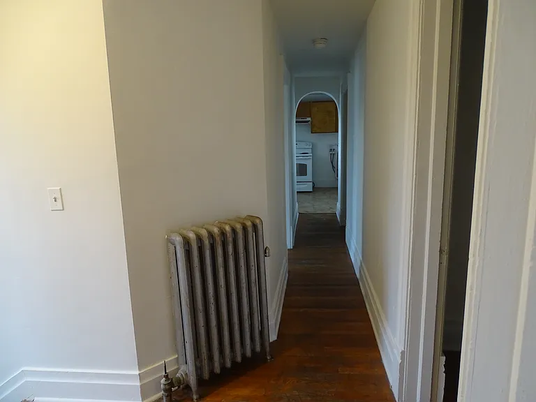 435B Winchester Ave — Photo 32