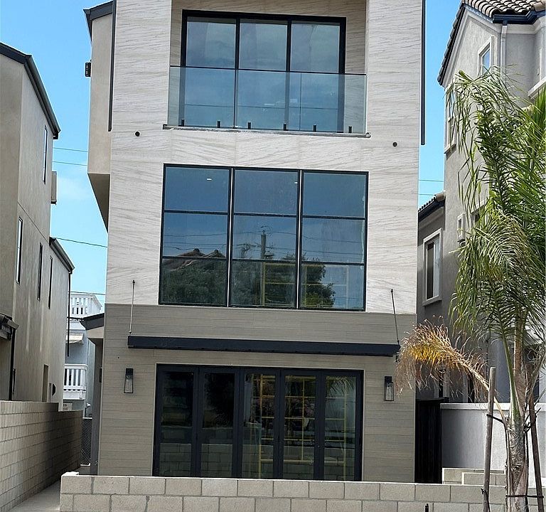 1st image of 515 12th St