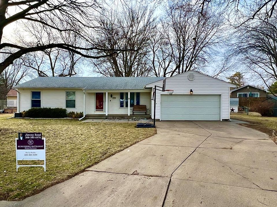 1st image of 1612 Windsor Pl
