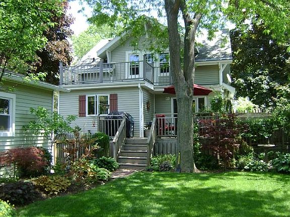 3rd image of 122 Hein Ave