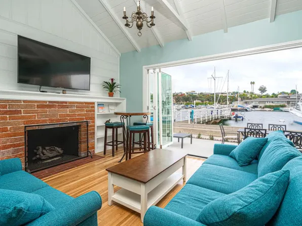 (undisclosed Address), Newport Beach, CA 92662