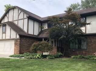 24701 Delwood St, Harrison Township, MI