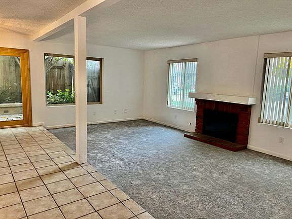 2nd image of 10380 La Morada Dr
