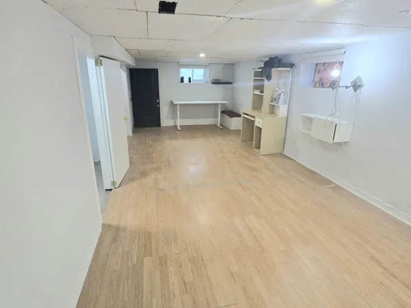 22 Fairfield Ave #Basement, Toronto, ON M8V 2H9