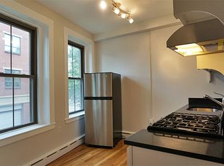 106 Willow St #4, Cambridge, MA 02141