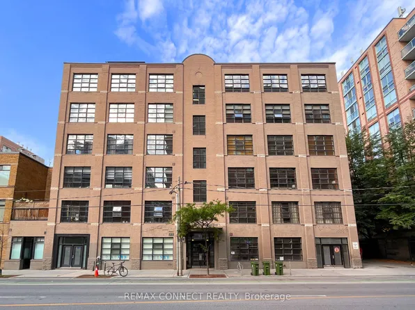 90 Sherbourne St #301, Toronto, ON M5A 2R1