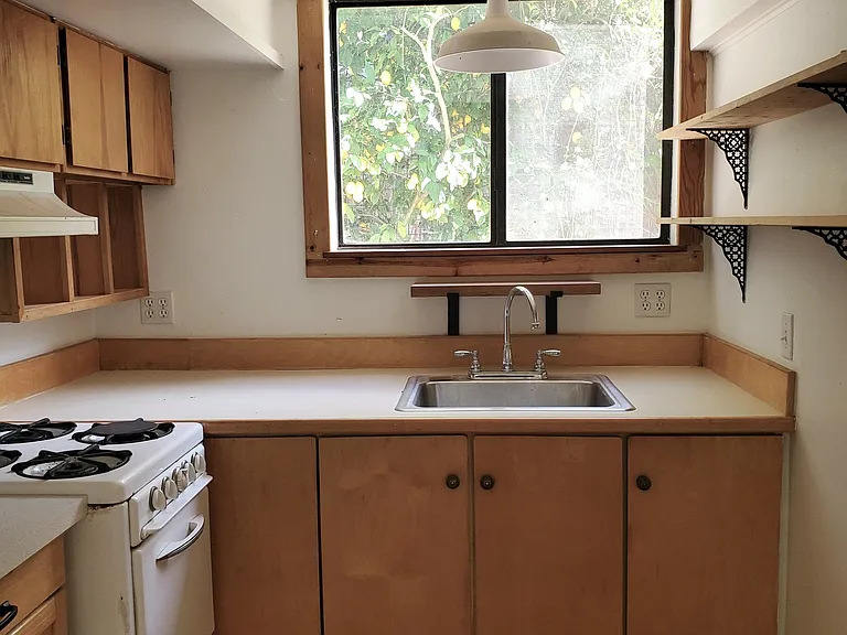 Willis Ln — Photo 7