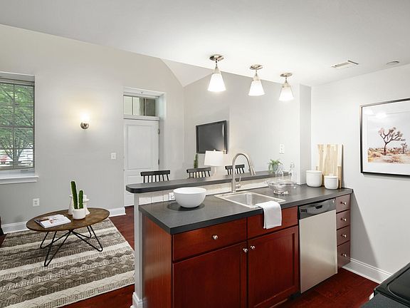 4th image of 1 Academy Cir Unit 117