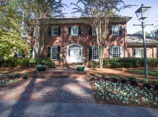 1 Quail Hollow Rd, Hattiesburg, MS 39402