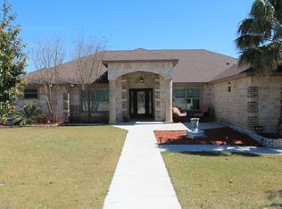 210 Running Bear Trl, Del Rio, TX 78840