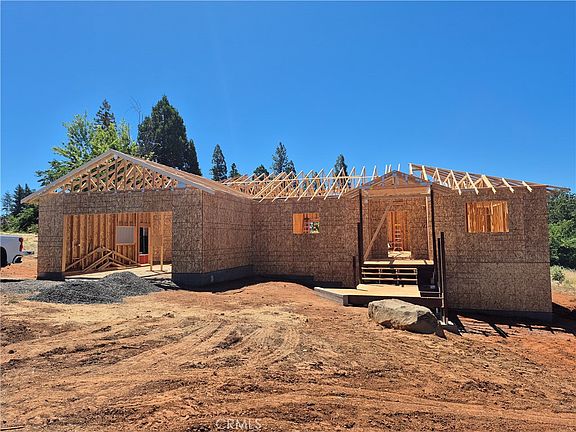 3rd image of 1666 Sweetbriar Ln