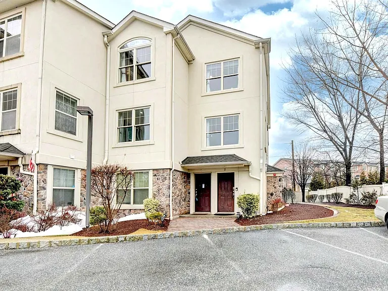 1625 Paterson Plank Rd #2 — Photo 1