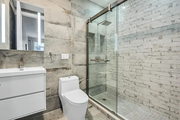 Sold by Avenues Real Estate | media 3