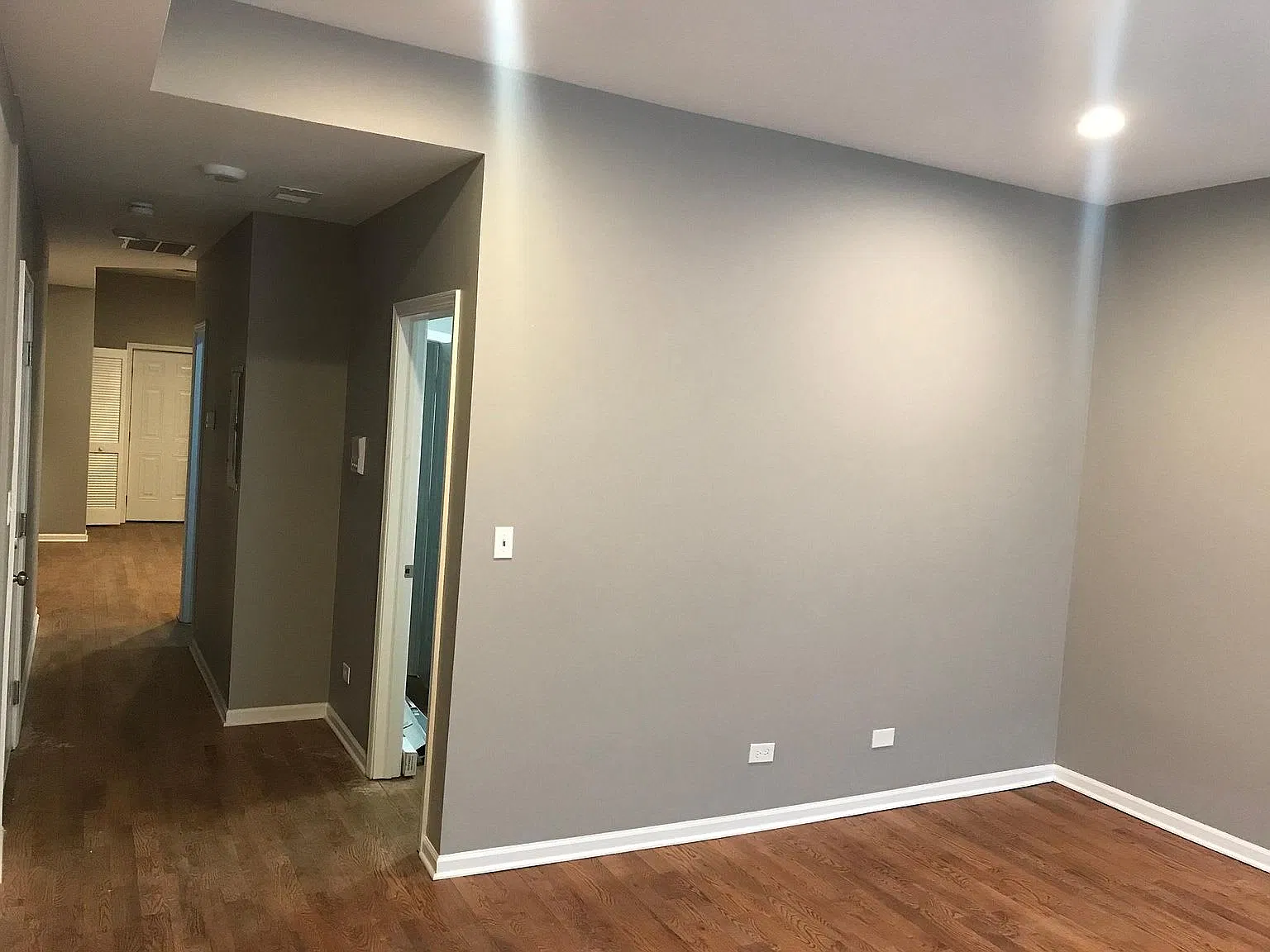 2 bed, $1,300 — Photo 3