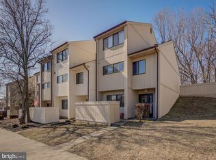 1752 Powder Horn Ter, Woodbridge, VA 22191