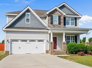 2133 Mills Crest St, Fuquay Varina, NC 27526