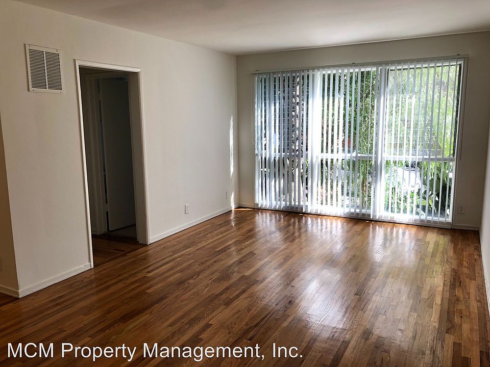 1st image of 1605 N Martel Ave APT 17