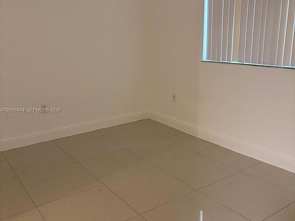 4th image of 11060 SW 196th St APT 108
