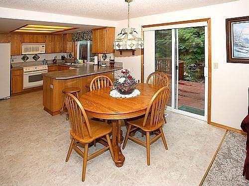 3rd image of 2205 NE 150th Ave