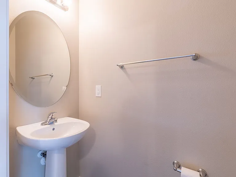 6909 Daniel Defoe Dr — Photo 38