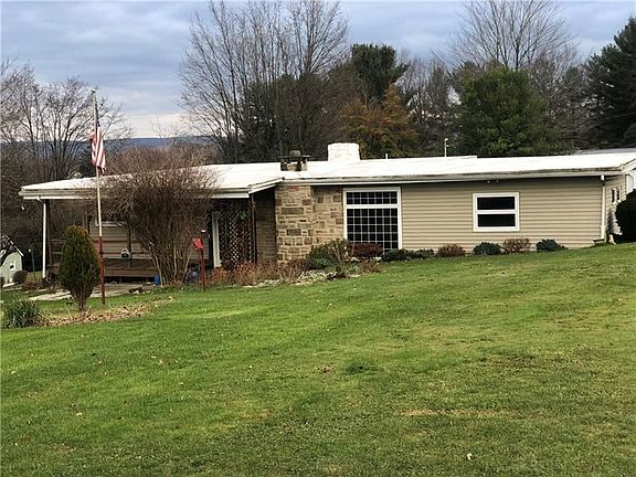 2nd image of 217 Aster Dr W