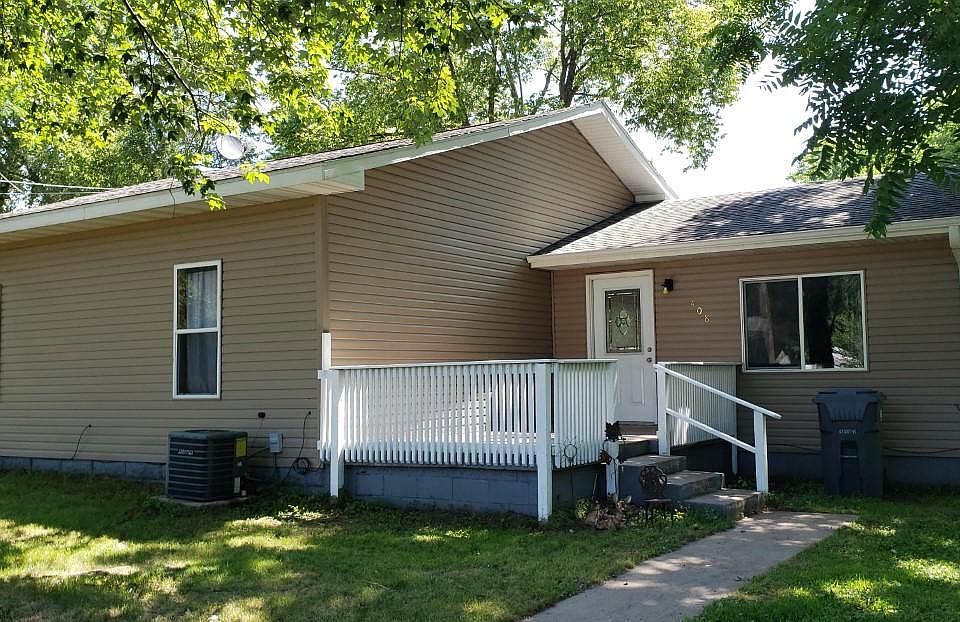 1st image of 408 N 4th St
