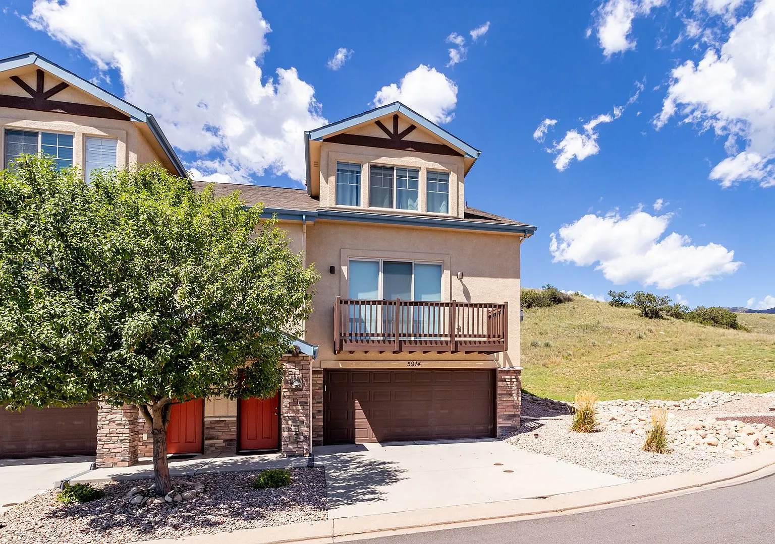 Mountain Shadows Gated Townhome with Mountain & Open Space Views!! — Photo 1