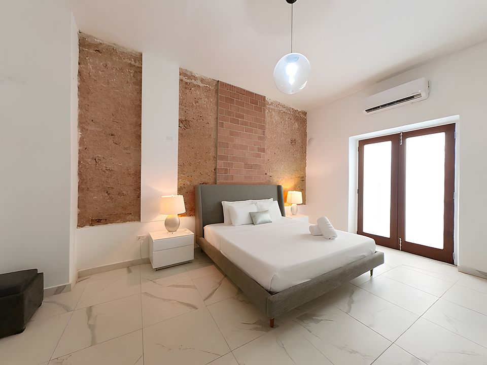 2nd image of 314 Calle Fortaleza #2B