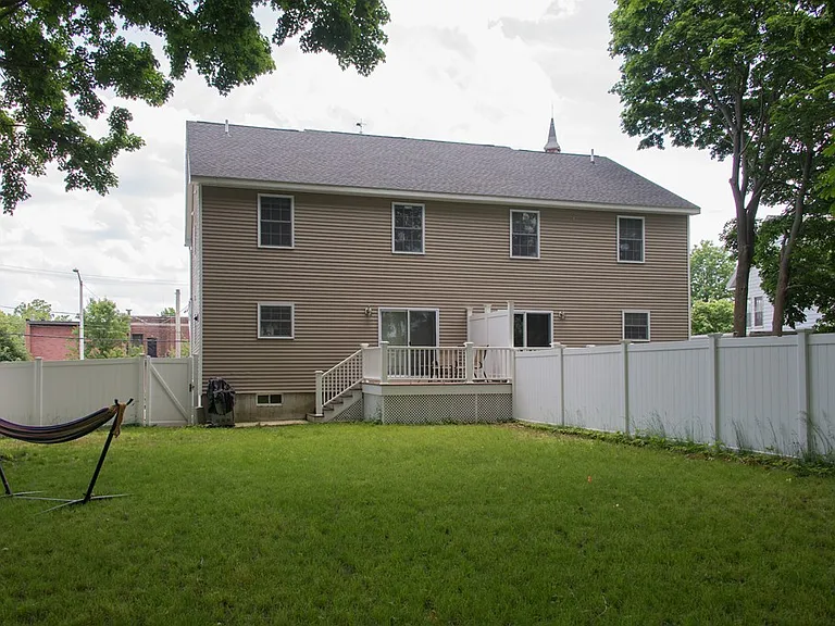 11 Taylor St #A — Photo 15