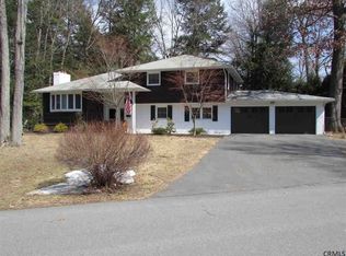 501 Stratton Pl, Delmar, NY 12054