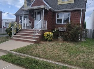 389 President St FLOOR 1, Saddle Brook, NJ 07663