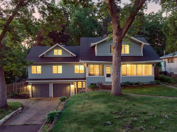 71 Fir St, Saint Paul, MN 55115