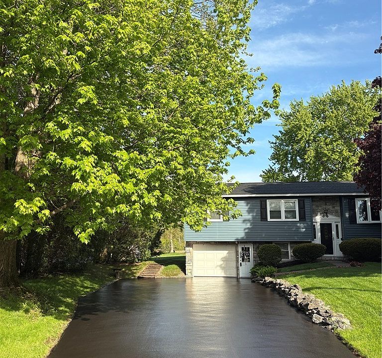 1st image of 373 Newport Rd