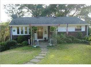 815 10th St, Pitcairn, PA 15140