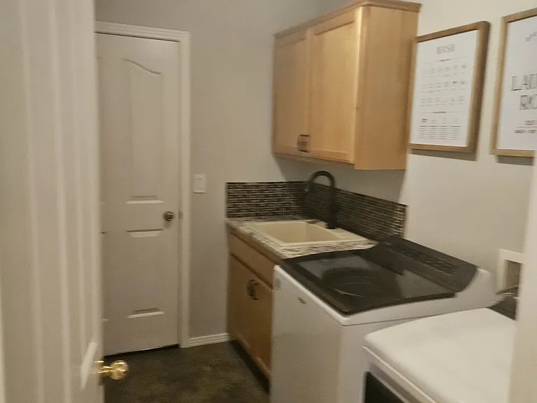 13845 W Hartford Dr — Photo 12