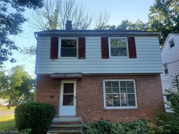464 E 250th St, Euclid, OH 44132