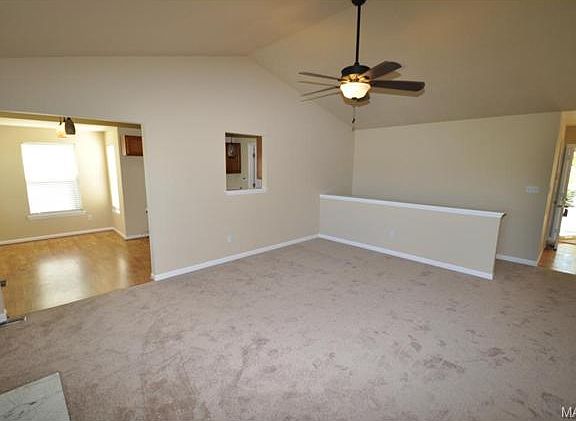3rd image of 3143 Edwards Pl