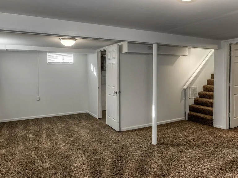 5129 Woolworth Ave — Photo 9