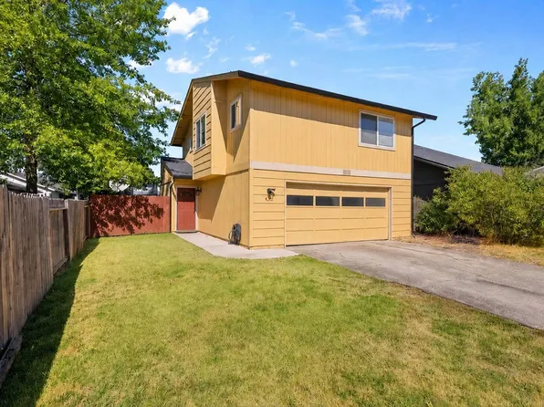 412 Lorraine Ave, Eagle Pt, OR 97524