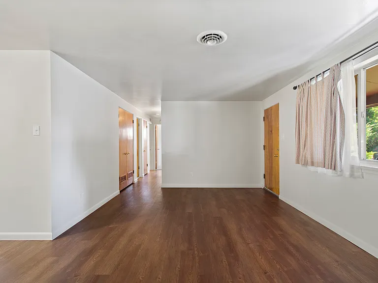 680 Borah Ave — Photo 12