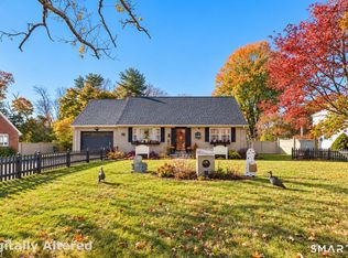 365 Wauregan Rd, Killingly, CT 06239